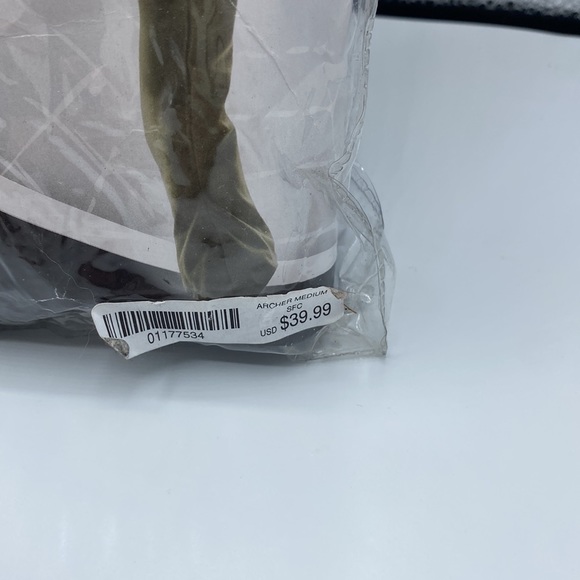 NWT Women’s Medium Archer Renaissance Halloween Costume - Picture 3 of 7